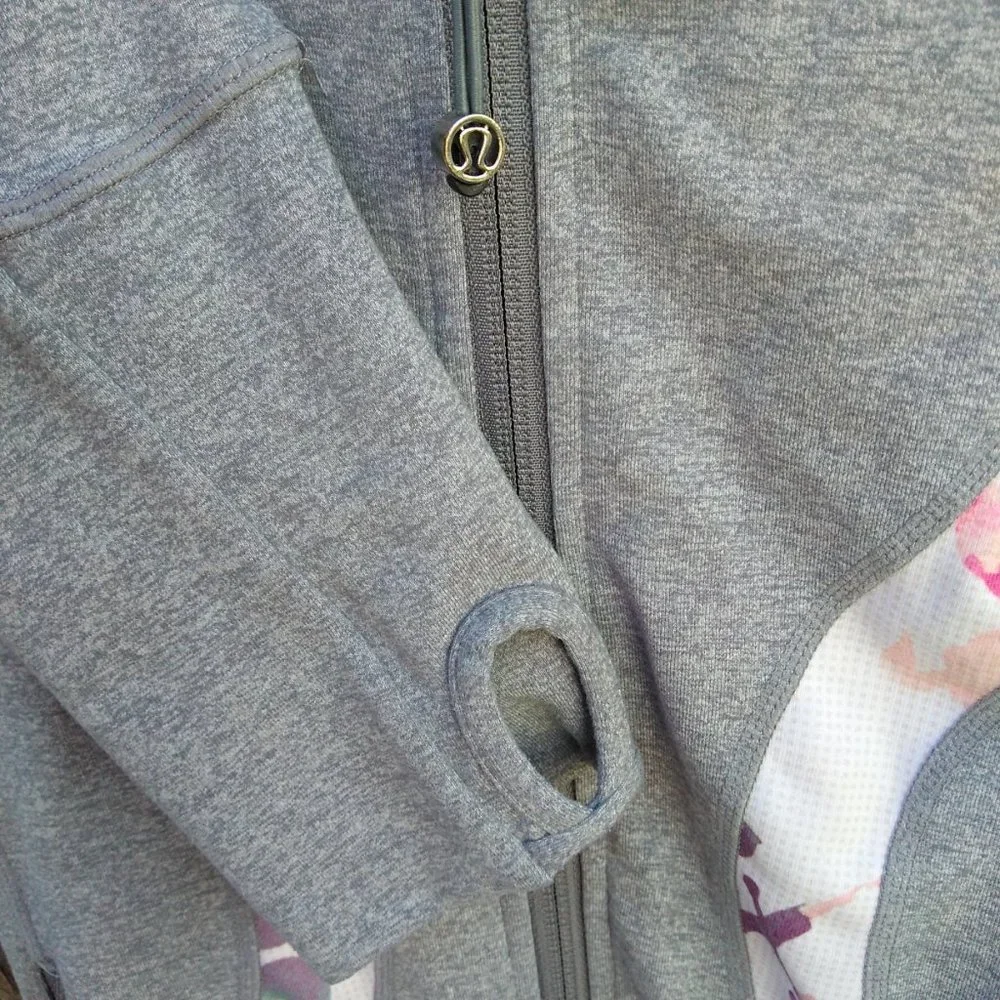 Lululemon gray in stride zip jacket Sz 4